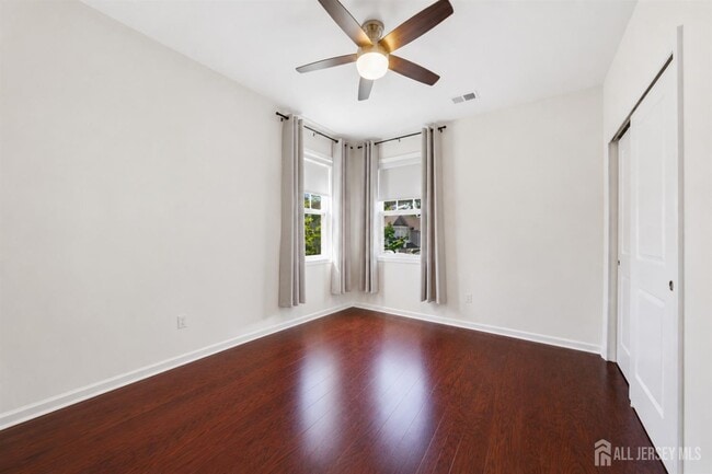 Building Photo - 133 Savoth Ln