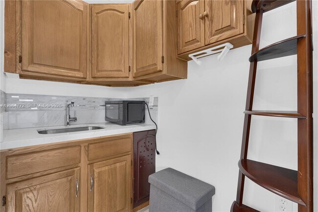 Building Photo - 1777 SW 136th Pl