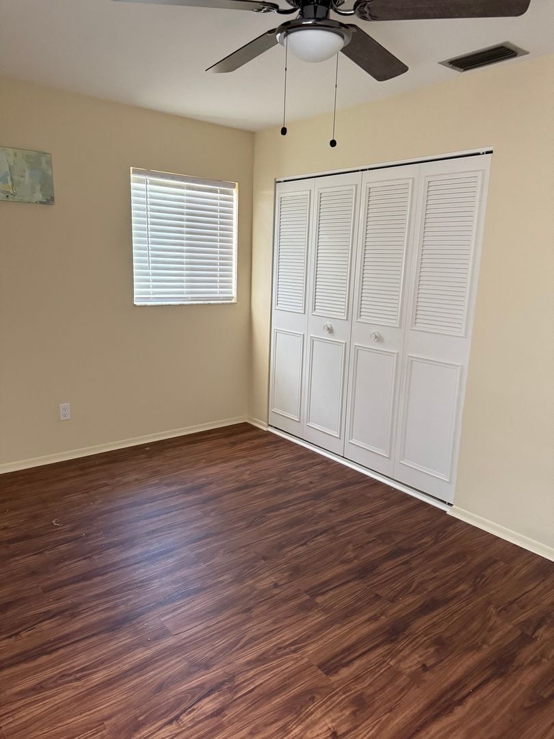 Building Photo - 8513 Dominican Ct