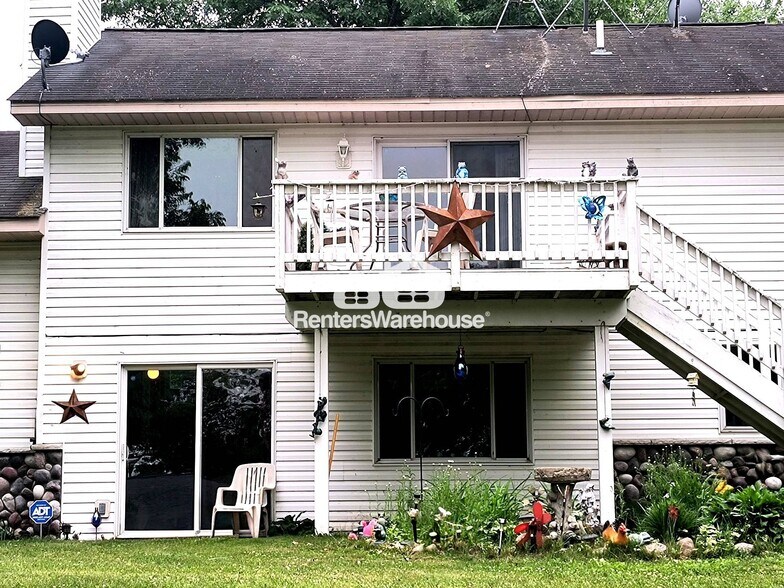 Building Photo - 20245 Ann River Dr