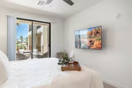Master bedroom with patio access - 2511 W Queen Creek Rd