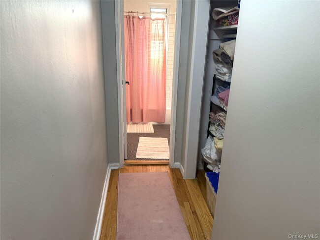 Building Photo - 52 Yonkers Terrace