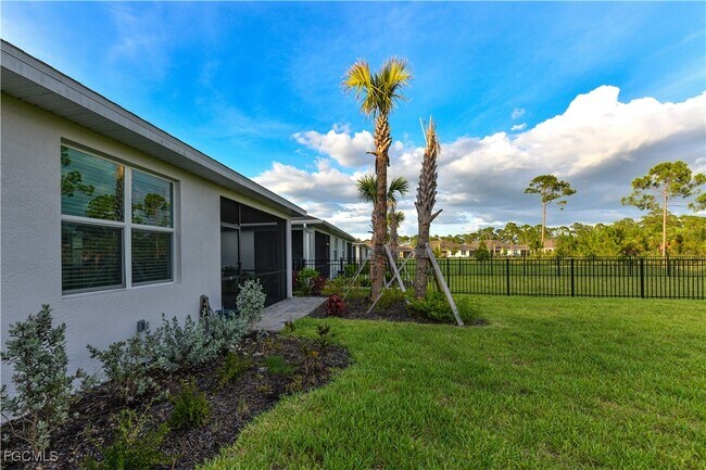 Building Photo - 43878 Blue Heron Ln