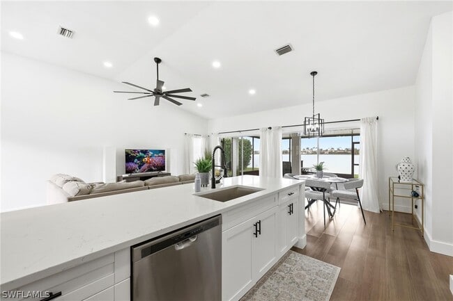 Building Photo - 7287 Mill Pond Cir