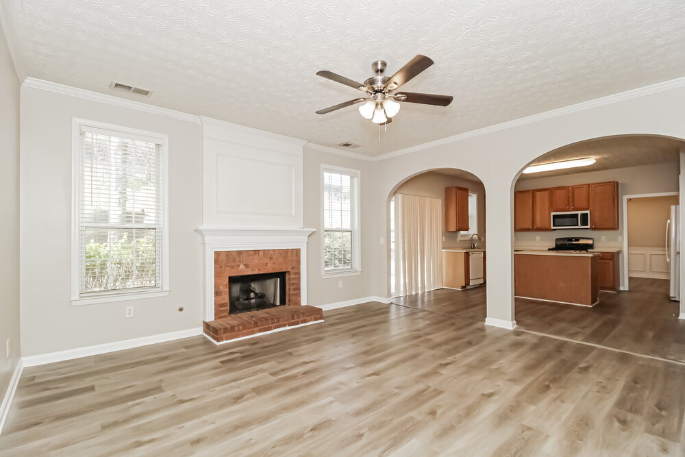 Building Photo - 3130 Kirkwood Dr NW