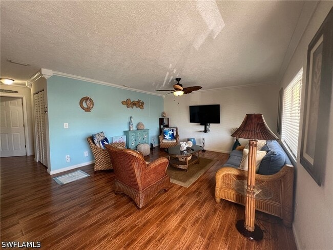 Building Photo - 4603 Bayshore Dr
