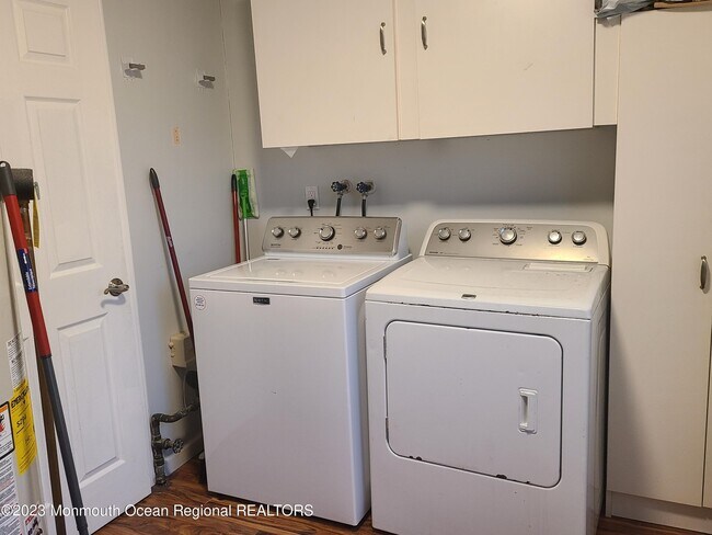 Building Photo - 1591 Marco Island Dr