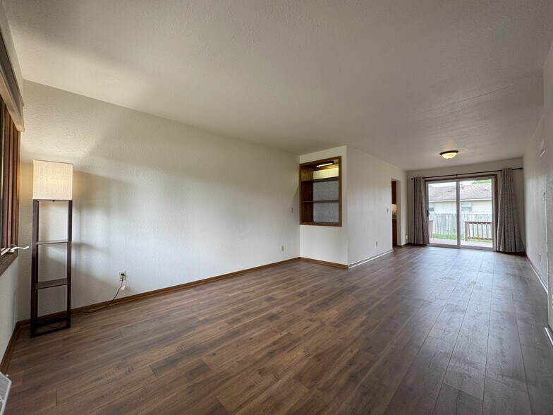 Building Photo - 7934 Daniel Ct