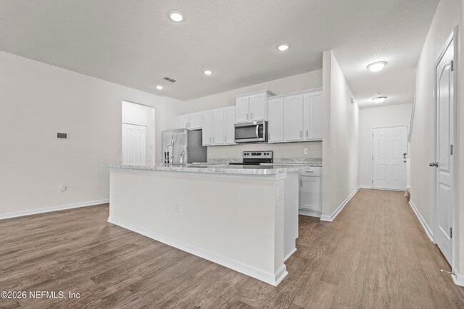 Building Photo - 8279 Meadow Walk Ln