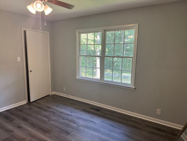 Building Photo - Completely remodeled home in Attalla FOR R...