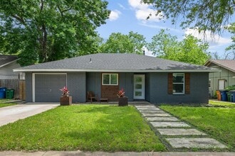 Building Photo - 7101 Meadow Run