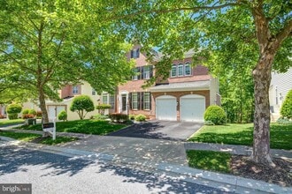 Building Photo - 2732 Lightfoot Dr