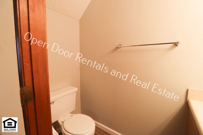 Building Photo - 7701-7729  E State Blvd