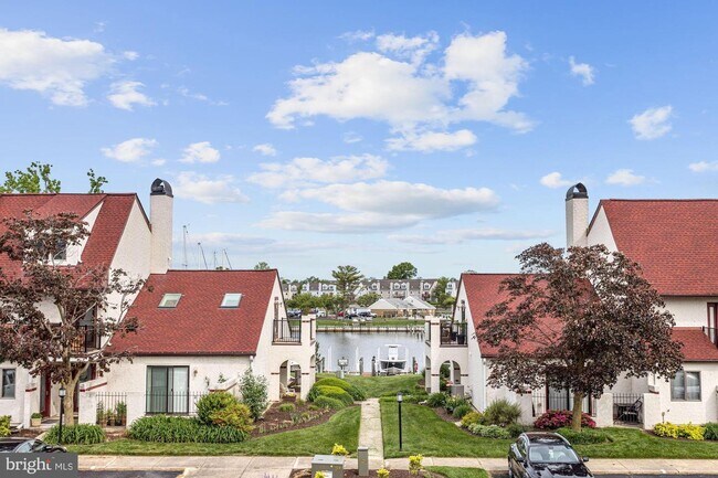 Building Photo - 2A Queen Victoria Ct