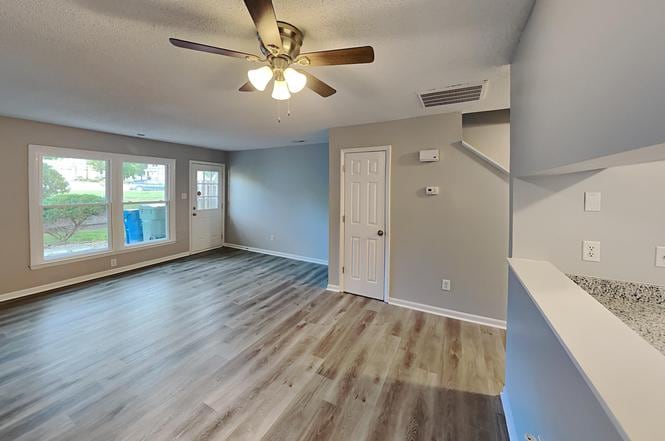 Building Photo - 4 Providence Ct