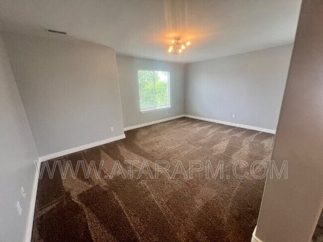 Building Photo - 13571 S Buckeye View Way