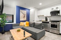 Building Photo - 209 9th St