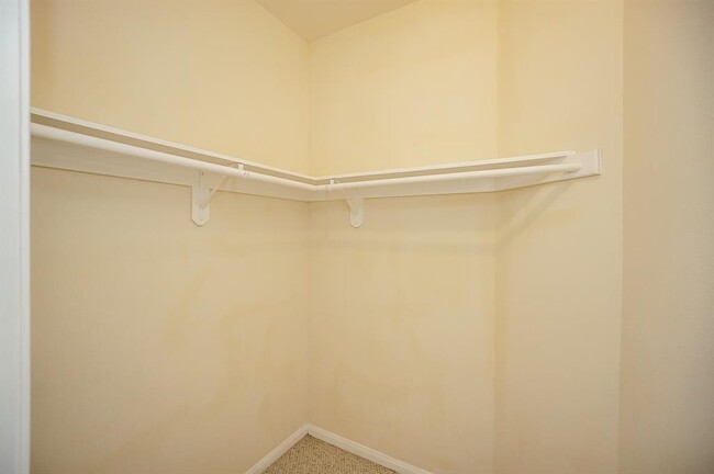 Building Photo - 4411 Koehler St