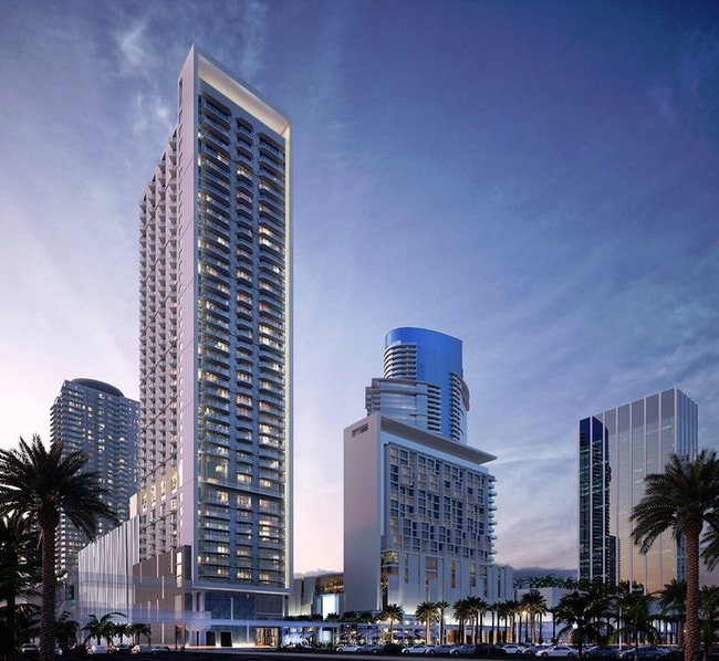 Bezel Building - Bezel Miami Worldcenter