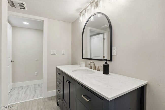 Building Photo - 6070 Lancewood Way