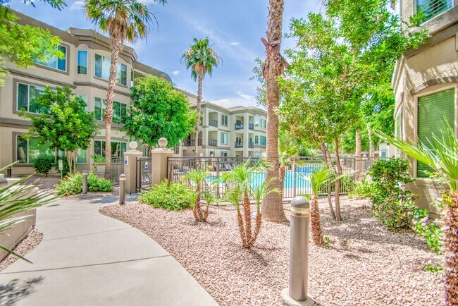 Primary Photo - ASU Stay at Regatta Pointe!