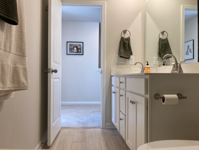 Building Photo - 12 Twiggs Ln