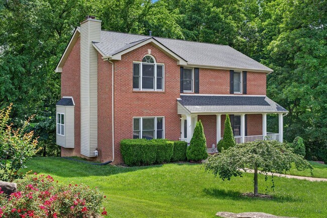 Building Photo - 3 Bedroom 2 1/2 Bath Pet Friendly Home For Rent In Rudolphtown Subdivision!