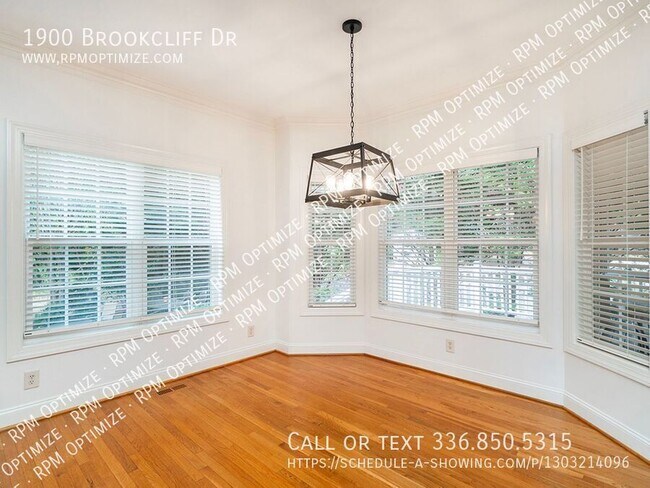 Building Photo - 1900 Brookcliff Dr