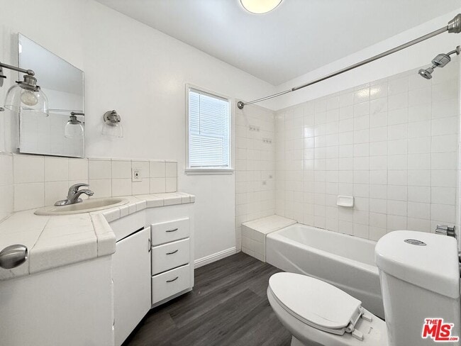 Building Photo - 5659 Dairy Ave