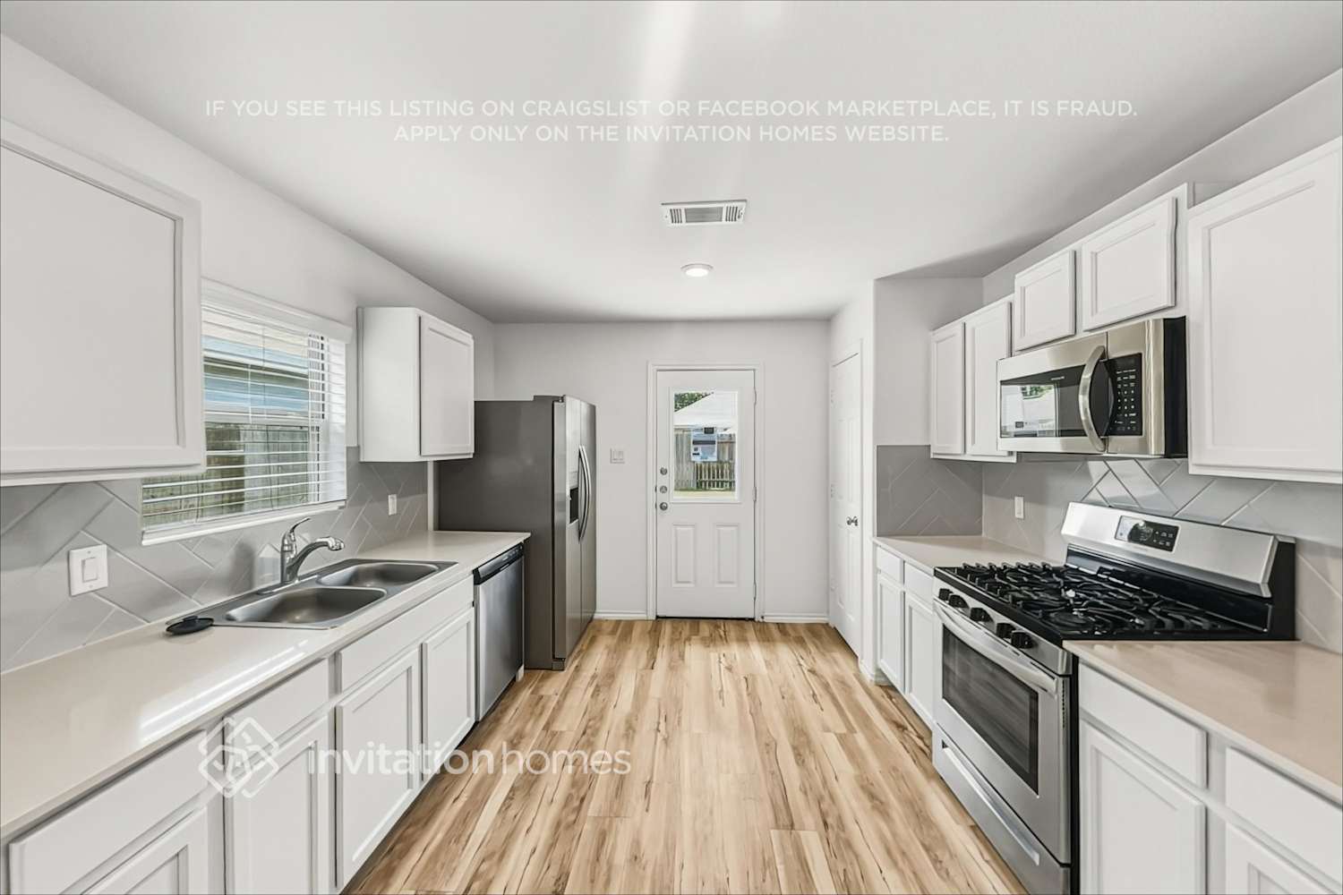 Building Photo - 18776 Faustina Way