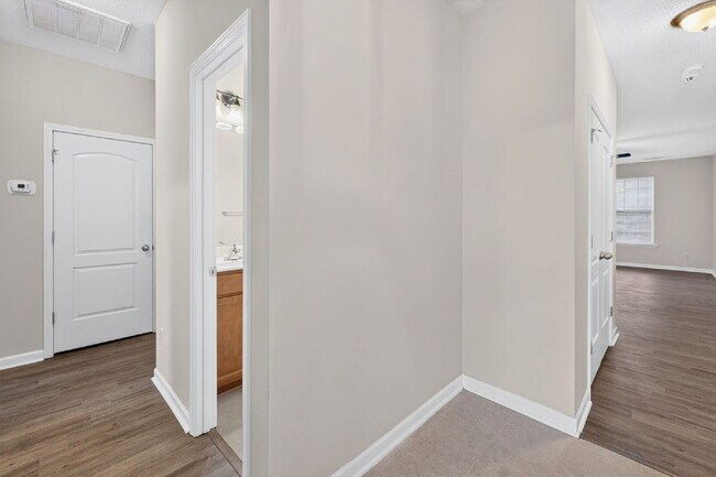 Building Photo - Available Now! Charming 3BR Ranch with 2-Car Garage Near Downtown Winston-Salem