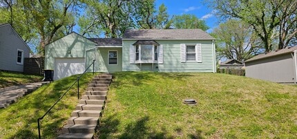 Building Photo - COMING SOON!! Available Soon in SF KCMO