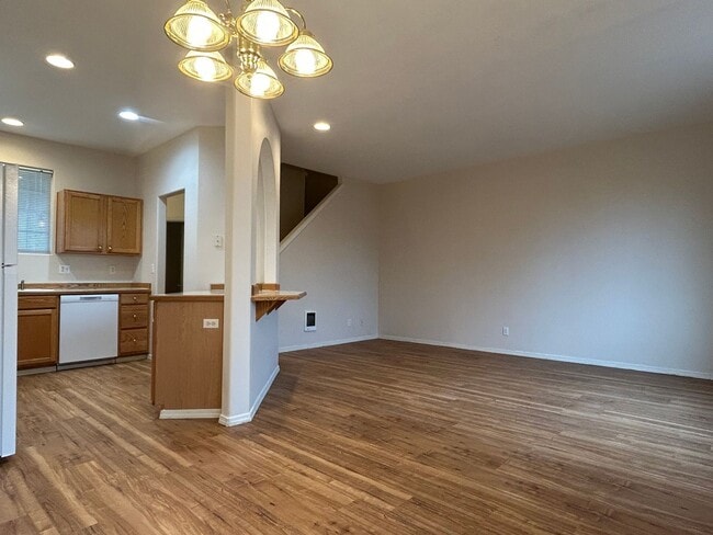 Building Photo - Three Bedroom Duplex