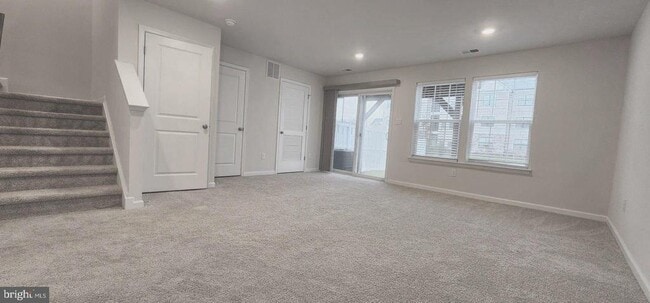 Building Photo - 64 Sister's Farmstead Rd