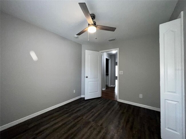 Building Photo - 2620 Regency Oak Ln
