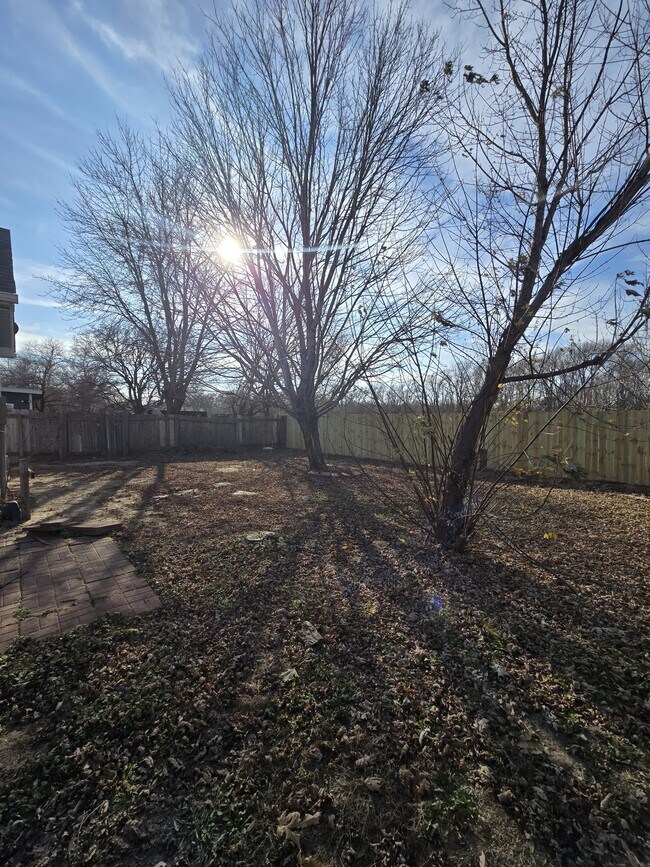 Building Photo - 5223 S Mosley St