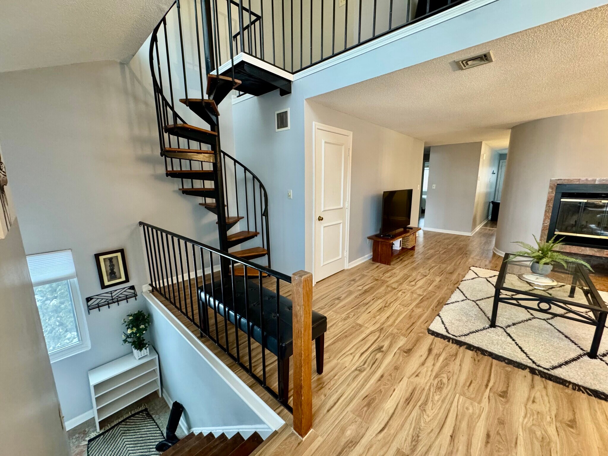 Building Photo - 300 Brittany Farms Rd