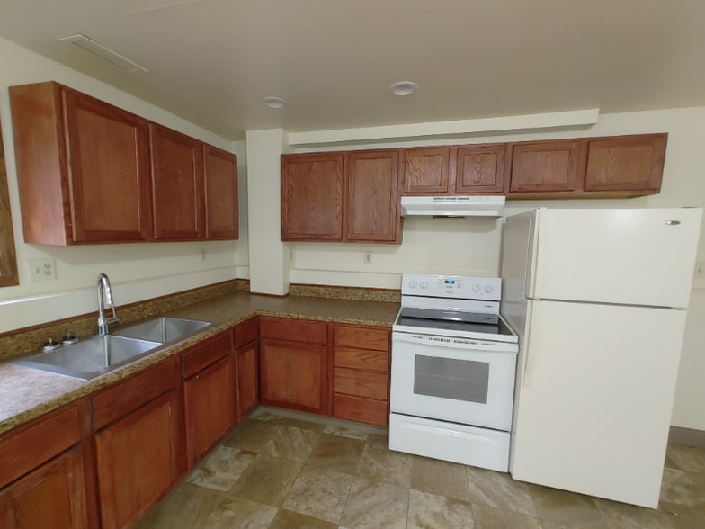 Building Photo - 506 N 11th St