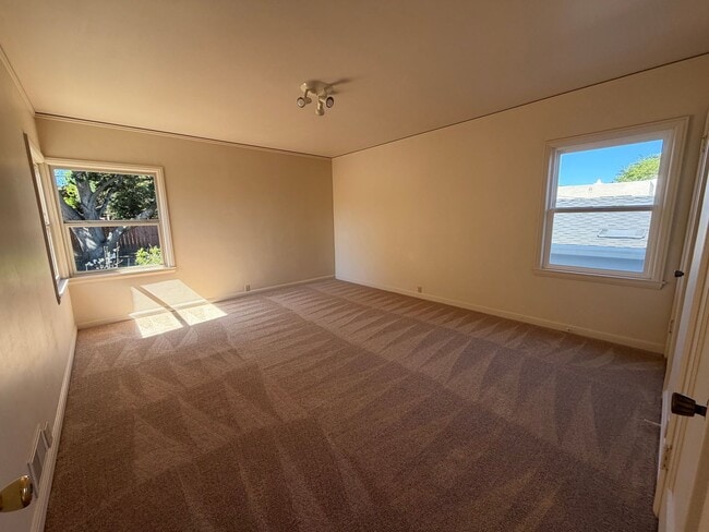 Building Photo - 4BD/3BA Two-Story Home | Flexible Layout + Big Backyard