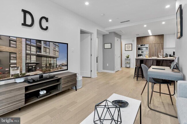 Building Photo - 37 L St SE