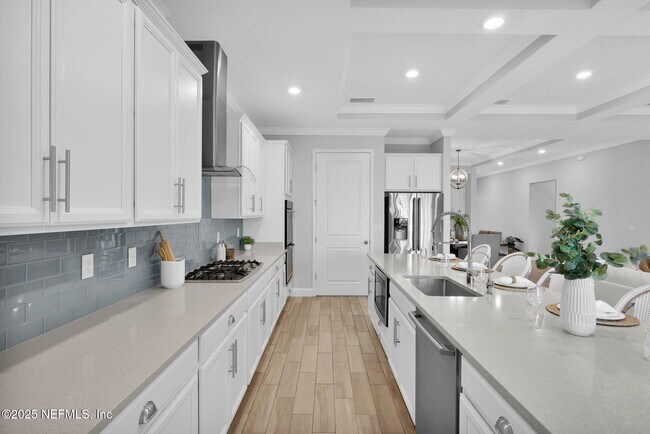 Building Photo - 94 Waterline Dr