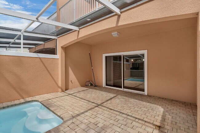 Building Photo - 3-Bedroom Townhome with Private Pool | Master Suites on Both Floors!