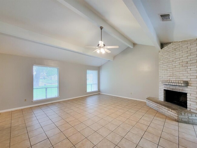 Building Photo - 22714 Paradise Gate Dr