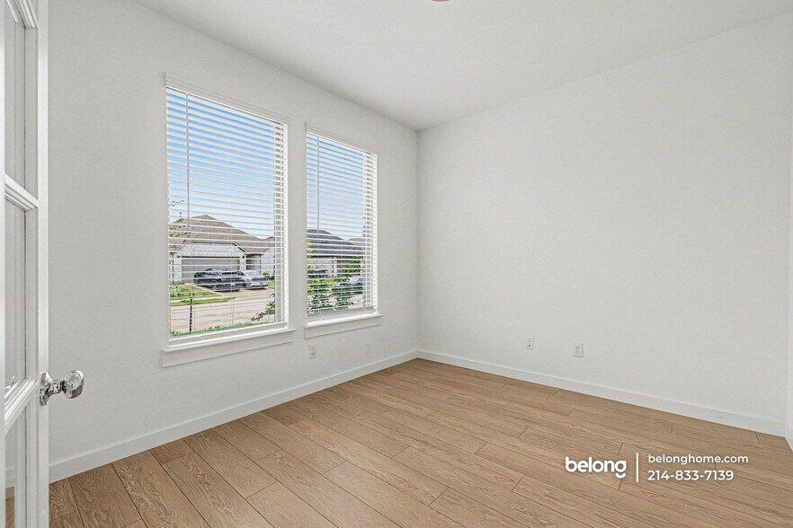 Building Photo - 509 Huntley Dr