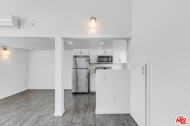 Building Photo - 4980 S Centinela Ave