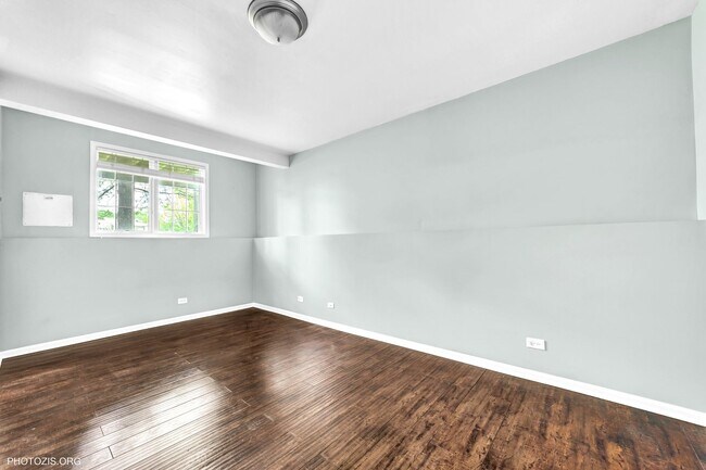 Building Photo - 1342 N Winslowe Dr