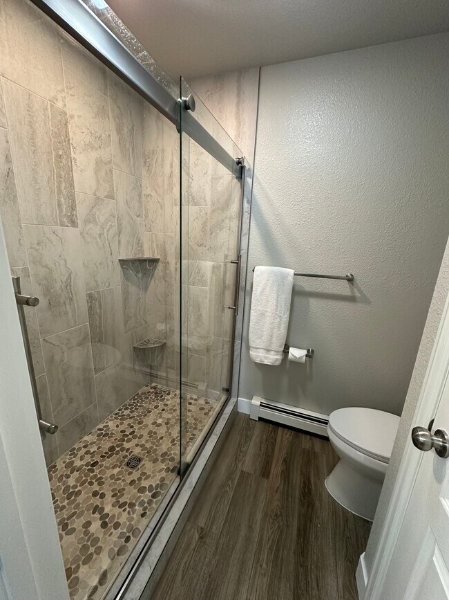 Building Photo - 2441 Roan Ridge Rd