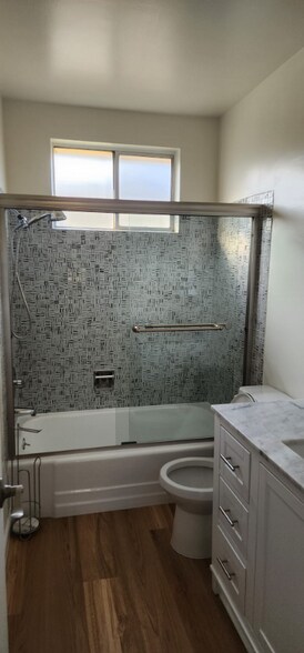 Building Photo - 5430 Corteen Pl