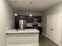 Building Photo - 2630 Lisa Ln