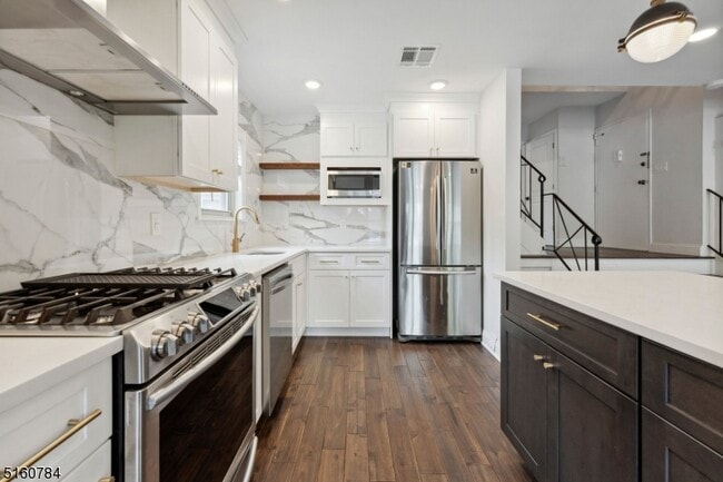 Building Photo - 31 Upper Mountain Ave